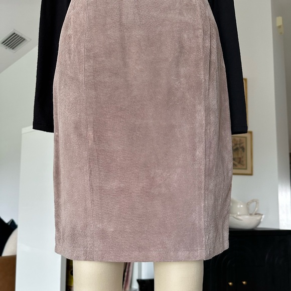 Vintage 80’s Suede Skirt - Picture 10 of 16